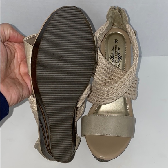 Sold- Charles Albert gold zip woven wedge sandals - Picture 6 of 13